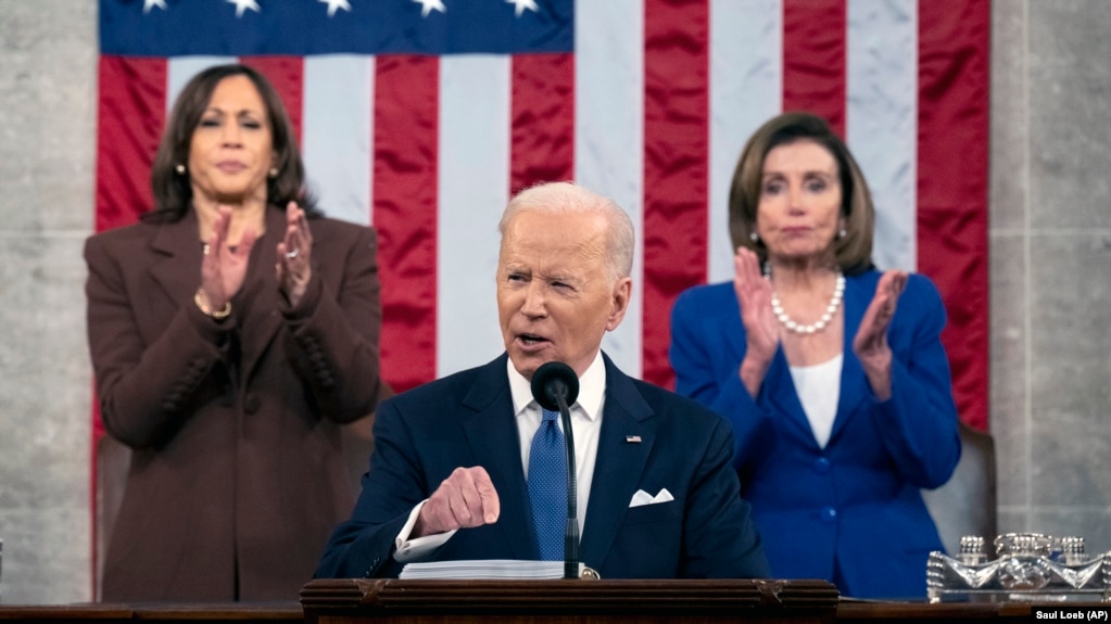 Tổng thống Joe Biden trình bày bài diễn văn Thông điệp Liên bang trước Quốc hội tại Điện Capitol, ngày 1 tháng 3 năm 2022, ở Washington.